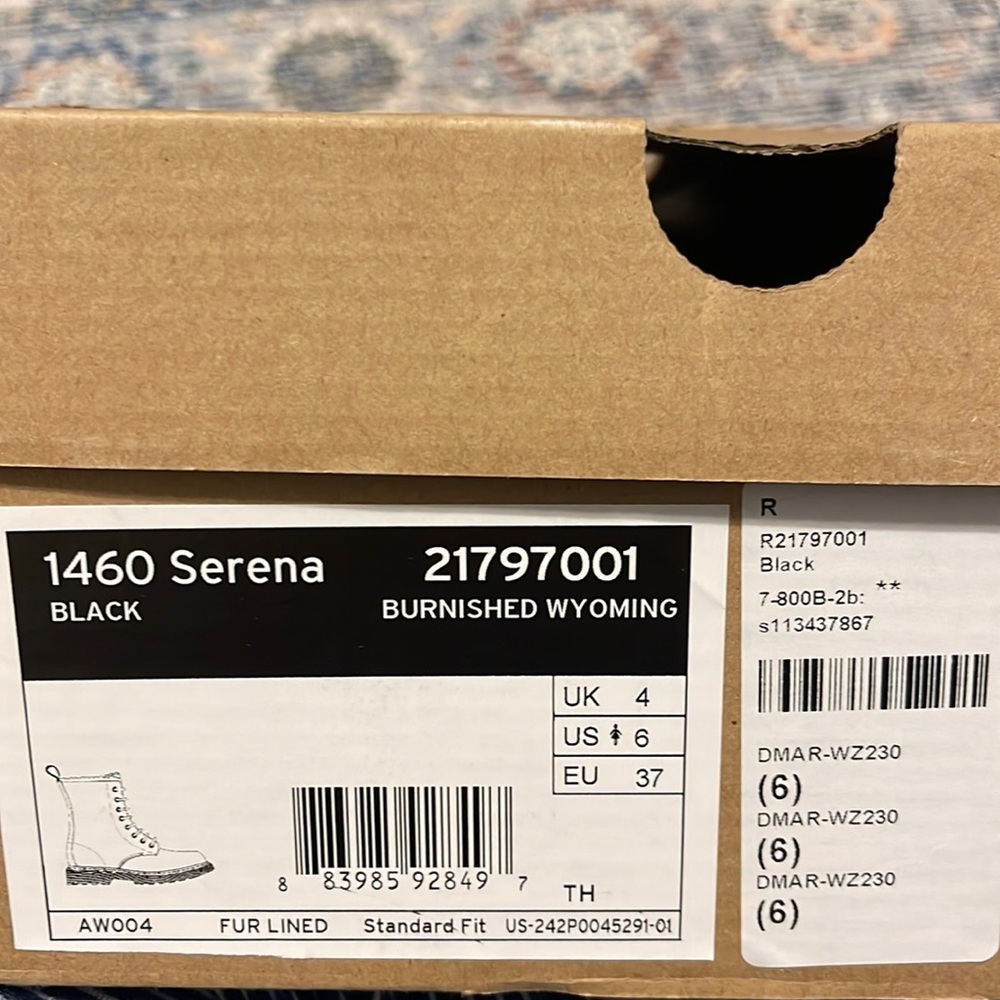 Dr. Martens 1460 Serena black size 6 (fur inside)